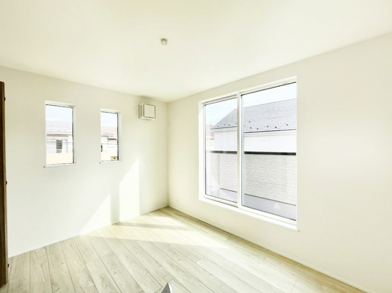 �Q���@���邢�o���R�j�[�T�C�h�ɗm����ݒu�B�ڊo�߂̗ǂ��Q���ɁB 