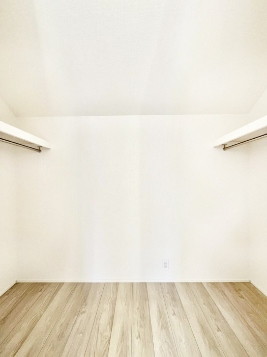 ���̑��@�ߗނ��n���K�[�Ɋ|�����܂܎��[�ł���WIC�B�ߗނ̐������ڂ����₷���ĕ֗��ł��I