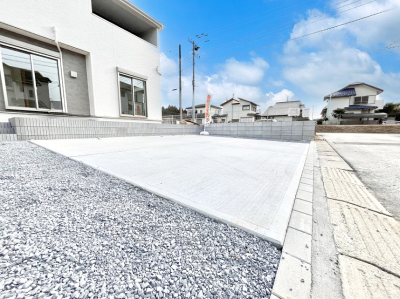 �@�ڂ̑O�����ԏꂾ�ƁA�J�̓����A��ʂɂ������������������֗��ł����