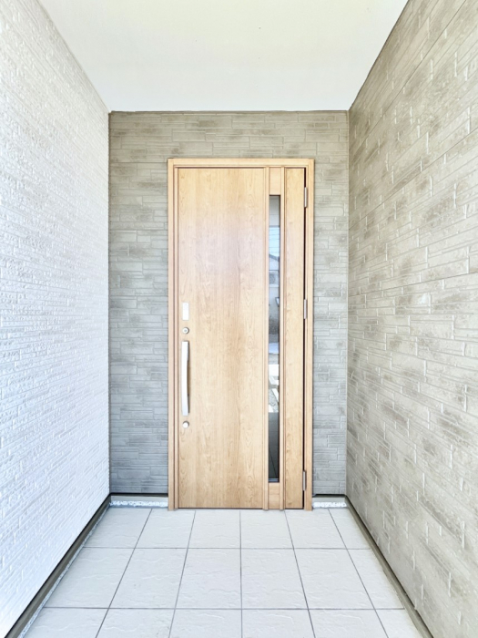 ���ց@���֑O�͉J���~���Ă��G��ɂ��������t��