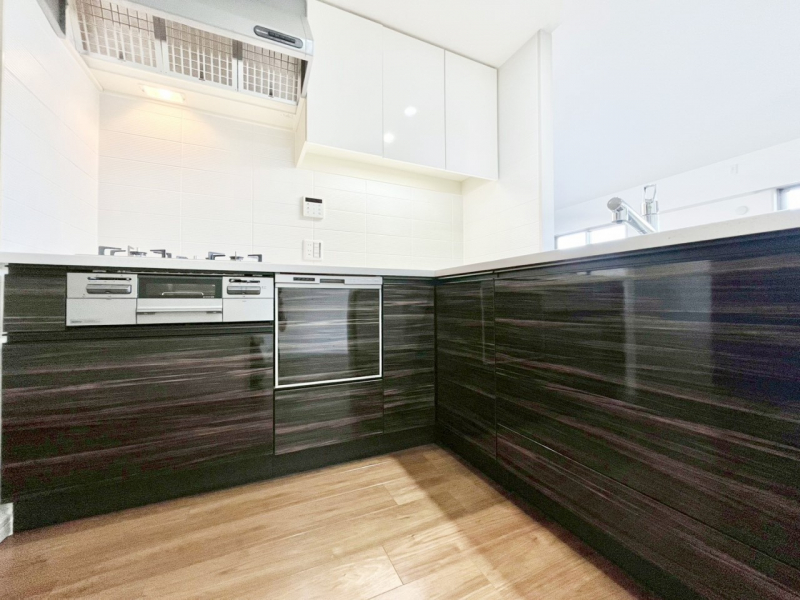 �L�b�`���@�������������I�ɁA�y�����I�V�X�e���L�b�`��