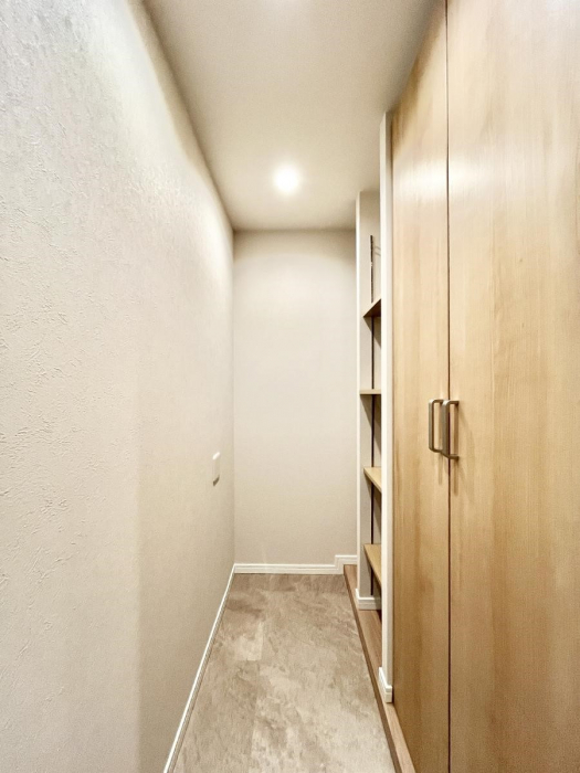 ���̑����ρ@�V���[�Y�C���N���[�N�t���I�J���x�r�[�J�[���u���܂��B   