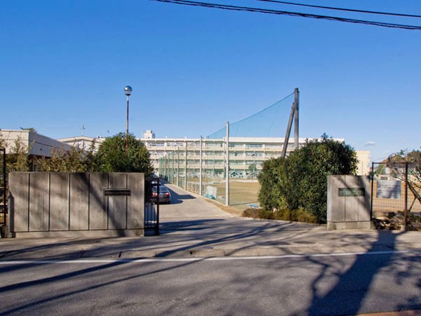 ���ӊ��@���w�Z 550m ���s�����P�u���w�Z