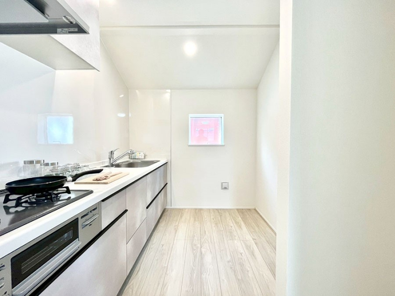 �L�b�`���@��Ƃ肠��L�b�`���ł͂��Ƒ��Ɗy�������������ł��܂��B