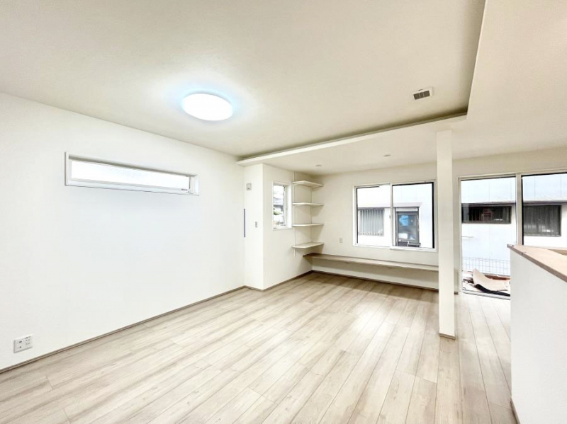 ���̑����ρ@���邢�z���������A�����̕��͋C�ɖ��������_�C�j���O�B 