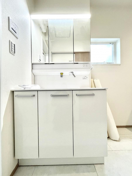 ���ʑ�E���ʏ��@�傫�����₷���O�ʋ��Ő�����������ʑ�́A�g�����Ȃ݃`�F�b�N�┧�̂������ɂ������߂ł��B 