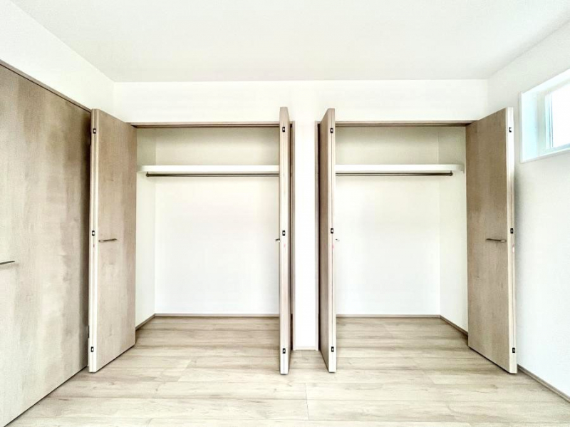 ���[�@�����Ղ�̎��[�X�y�[�X�ŉ��K�ɕ�点���� 