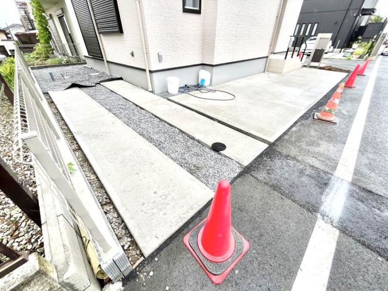 �@�����Ɍ������Ȃ����ԃX�y�[�X�B