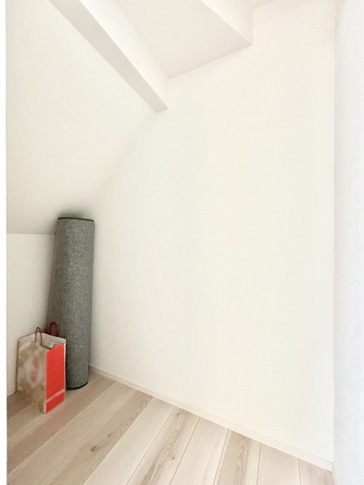 ���̑����ρ@���r���O���[�B�����Ɏ��[������ƕ����W�܂�LDK���X�b�L���Еt�������ł��ˁB  