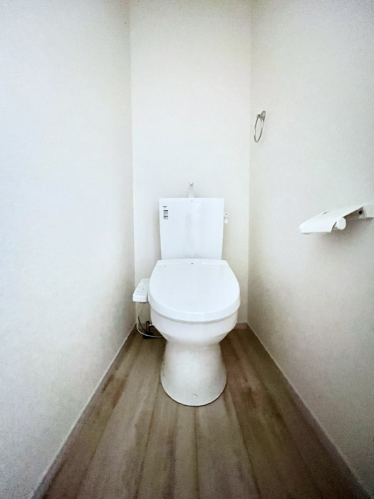 �g�C���@�E�H�V�����b�g�t���g�C����1�K��2�K���ꂼ��ɔz�u����Ă��ĂƂĂ��֗��ł��B 
