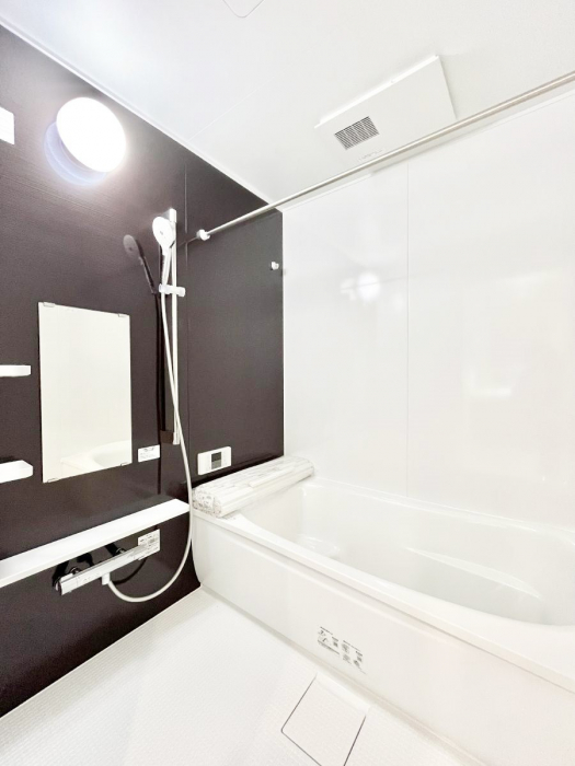 �����@����̔�������Ă���閾�邢�������̂���o�X���[��