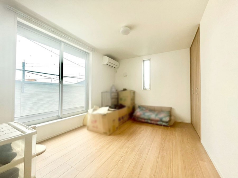 �g�C���@�g�C����1�K��2�K���ꂼ��ɔz�u����Ă��ĂƂĂ��֗��ł��B 