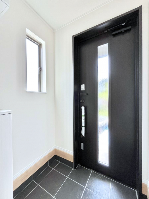 ���ց@�K���X�X���b�g�̓��������փh�A�������Ɍ���͂��Ă���܂�