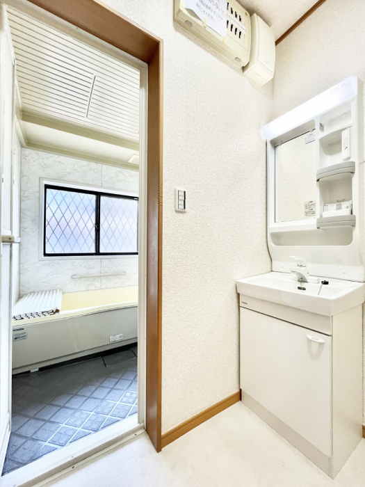 ���ʑ�E���ʏ��@�������̂�����K��Ԃł��B�����̐g�x�x���C�����ǂ����g�������܂��B 