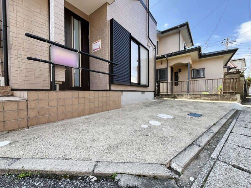 �@�����Ɍ������Ȃ����ԃX�y�[�X�B