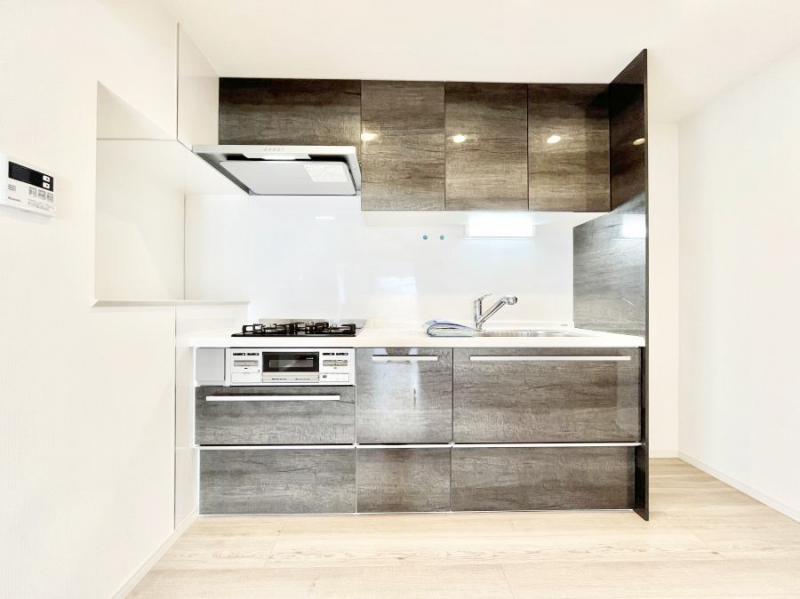 �L�b�`���@�������������I�ɁA�y�����I�V�X�e���L�b�`��