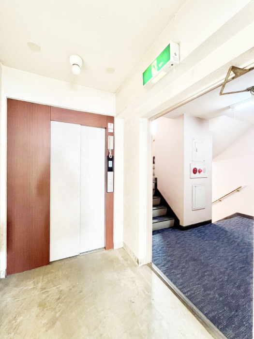 ���̑��@�G���x�[�^�[