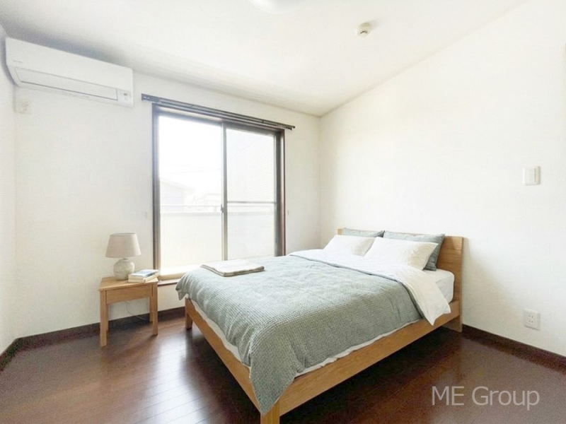 ���̑����ρ@�o���R�j�[���J�������v���X���Ă����m�����Ƌ��CG�ł�