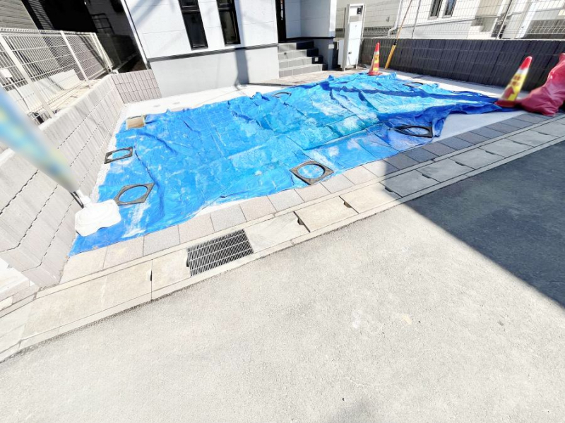 �@�����Ɍ������Ȃ����ԃX�y�[�X�B 