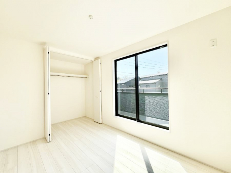 ���̑����ρ@�o���R�j�[���J�������v���X���Ă����m��