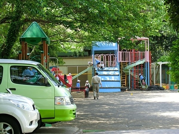 ���ӊ��@�c�t���E�ۈ牀 300m �����x�m�c�t��