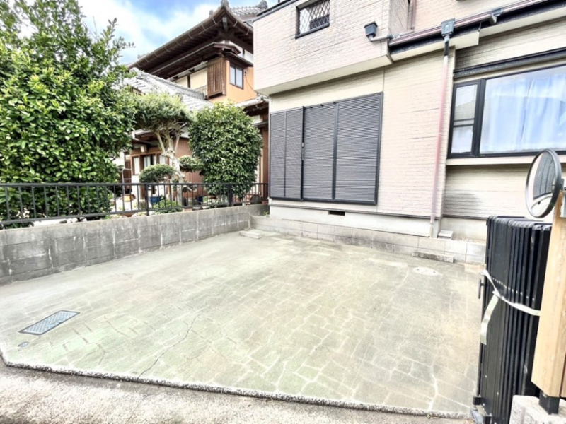 �@�����Ɍ������Ȃ����ԃX�y�[�X�B