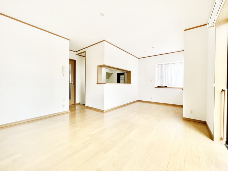 ���r���O�@���Ƒ������R�ƏW�܂�A���₩�ȏ΂����ŕ�܂��e���̋�ԂɂȂ肻���ł��ˁI