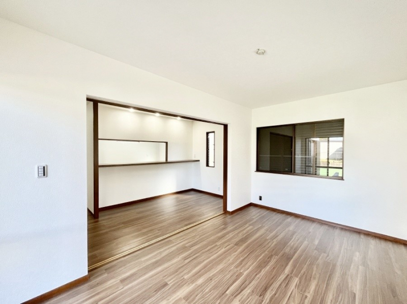 ���̑����ρ@�Ƒ������R�ƏW�܂�e���̃X�y�[�X�ɂȂ肻��