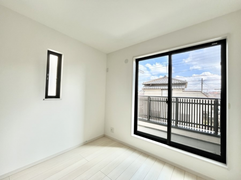 ���̑����ρ@���邢�o���R�j�[�T�C�h�ɗm����ݒu�B�ڊo�߂̗ǂ��Q���ɁB