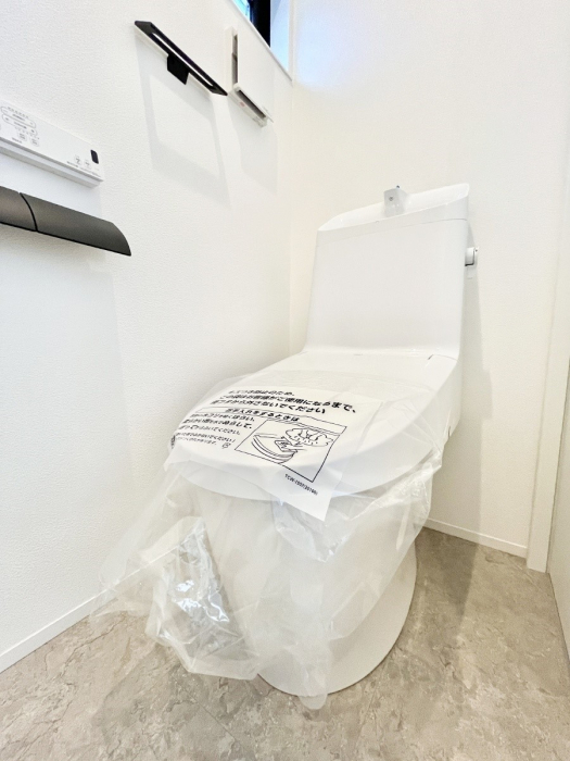 �g�C���@�g�C����1�K��2�K���ꂼ��ɔz�u����Ă��ĂƂĂ��֗��ł��B