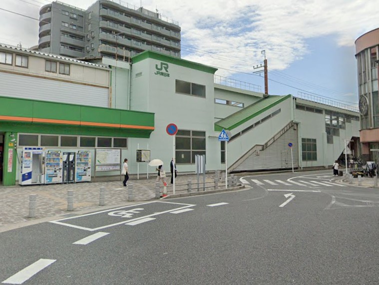 ���ӊ��@�w 800m �여�R�w