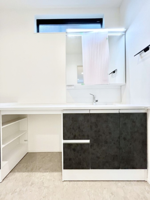 ���ʑ�E���ʏ��@�傫�����₷���O�ʋ��Ő�����������ʑ�́A�g�����Ȃ݃`�F�b�N�┧�̂������ɂ������߂ł��B 