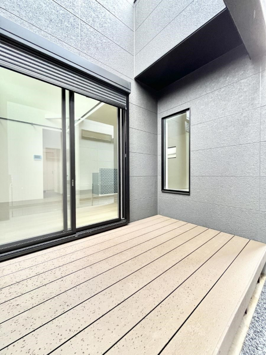 ���̑��@�E�b�h�f�b�L�t���I�Z�܂��ɖ��邢���ƊJ���������o���Ă���܂��B