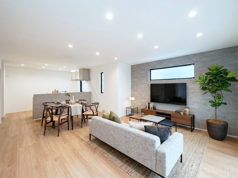 ���r���O�@�A�N�Z���g�N���X���������ȃ��r���O�B�Ƒ��ł̂�т肭�낰��L�X�X�y�[�X�B�@���Ƌ��CG�ł�