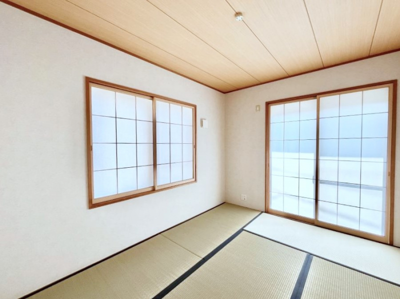 ���̑����ρ@�_�炩����̋�Ԃ́A���q�l�̗V�я�◈�q���̂����ĂȂ��̏ꏊ�Ƃ��ďd�󂵂܂��B 