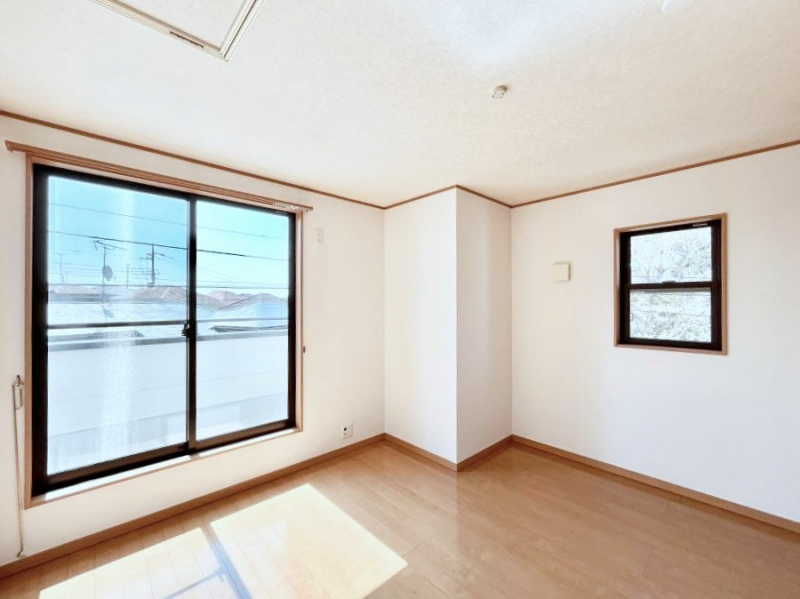 ���̑����ρ@2�ʍ̌����m�ۂ������邢��ԁB�Ƒ��݂�Ȃ����K�ȕ�炵����������݌v�ł��B