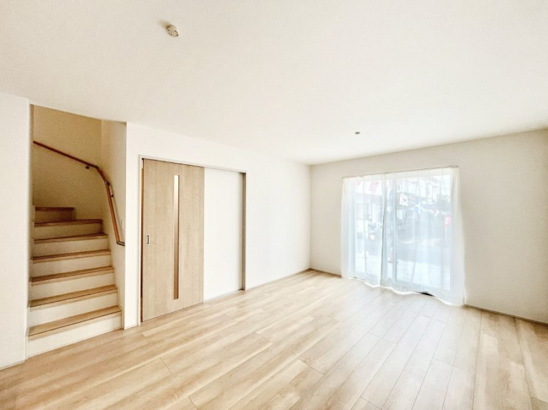 ���̑����ρ@���邢�z���������A�����̕��͋C�ɖ��������_�C�j���O�B   