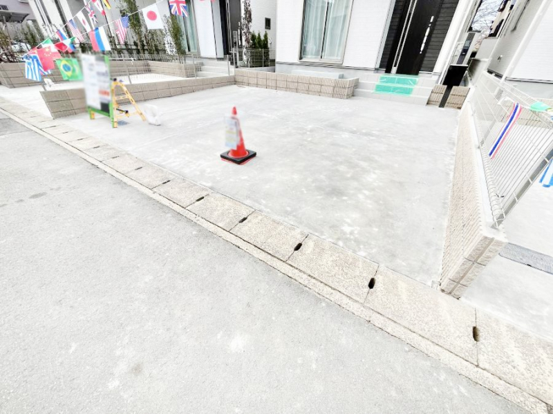 �@�����Ɍ������Ȃ����ԃX�y�[�X�B