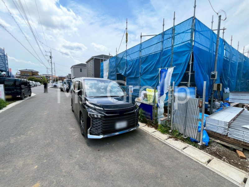 ���n�O�ώʐ^�@�����Ղ�̗z���ƊJ�����ɕ�܂�閾�邢�Z�܂�  