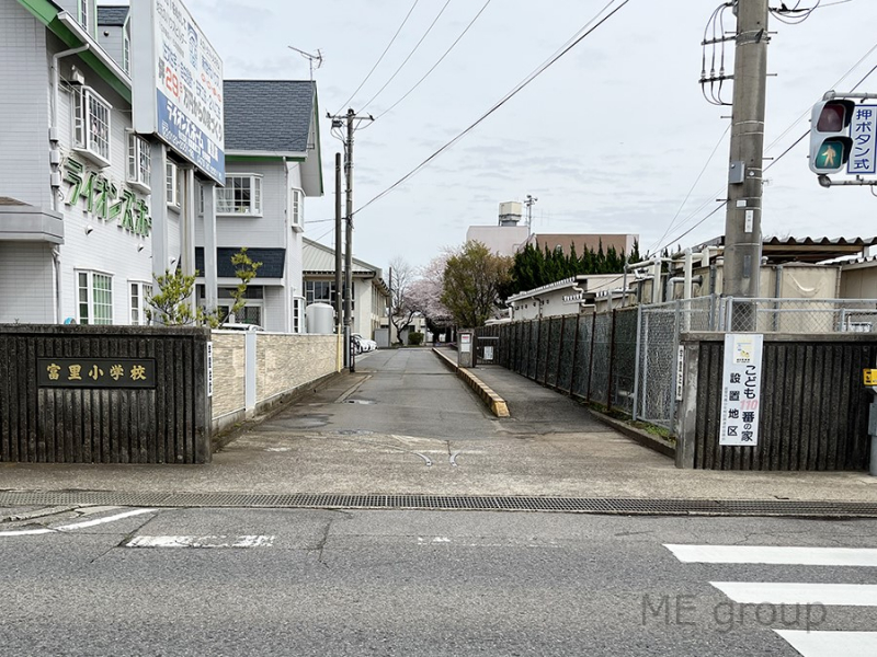 ���ӊ��@���w�Z 1250m �x�����w�Z