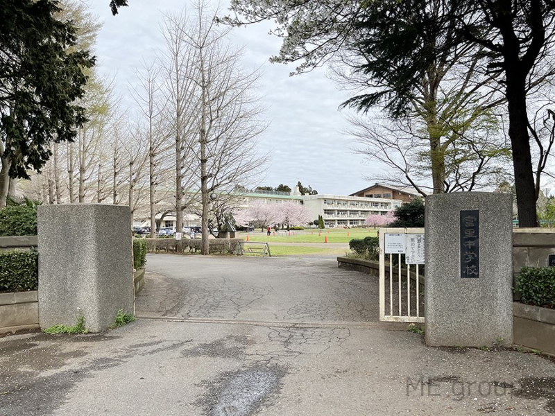 ���ӊ��@���w�Z 2300m �x�����w�Z