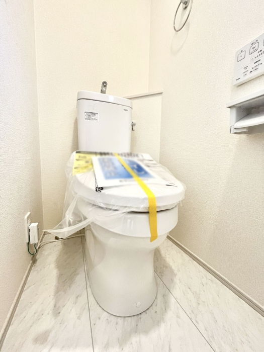 �g�C���@�g�C����1�K��2�K���ꂼ��ɔz�u����Ă��ĂƂĂ��֗��ł��B 