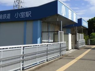 ���ӊ��@�w 800m �k���E���c�������w
