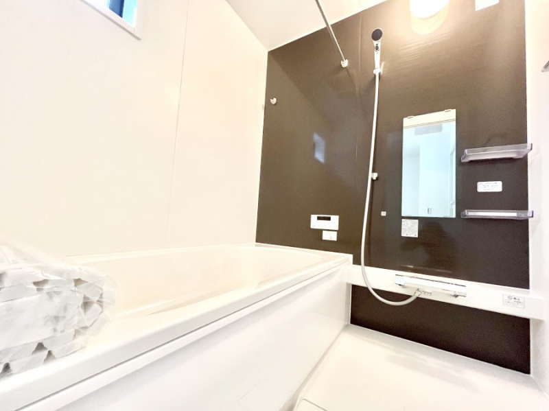 �����@����̔�������Ă���閾�邢�������̂���o�X���[��