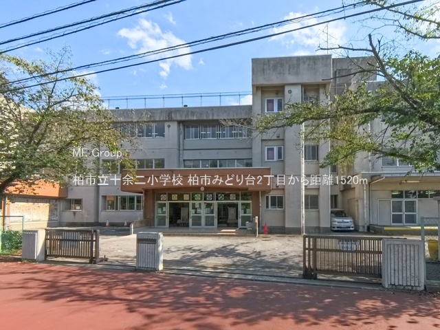 ���ӊ��@���w�Z 1520m ���s���\�]�񏬊w�Z