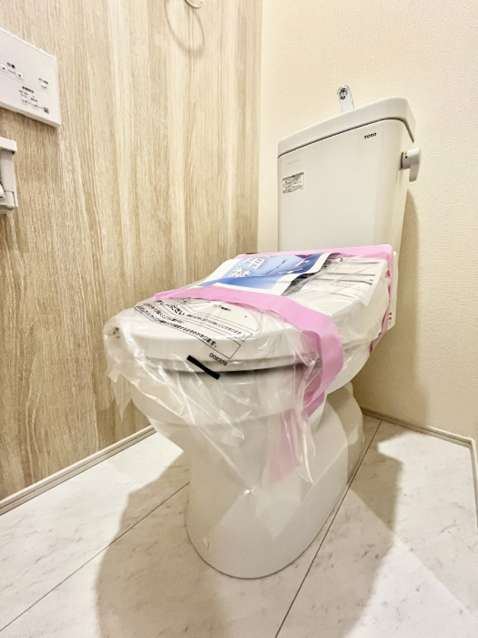 �g�C���@�g�C����1�K��2�K���ꂼ��ɔz�u����Ă��ĂƂĂ��֗��ł��B 