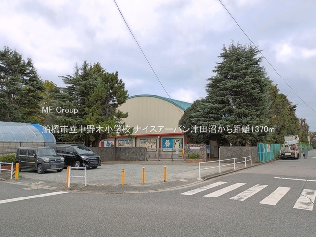 ���ӊ��@���w�Z 1370m �D���s������؏��w�Z