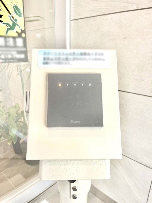 �G���g�����X�@�Z�L�����e�B���S�̃I�[�g���b�N