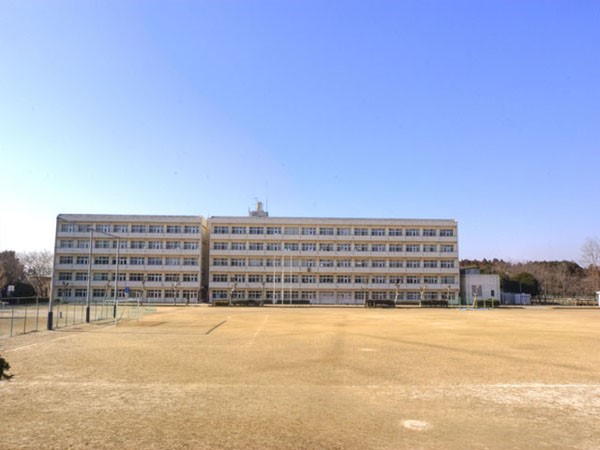 ���ӊ��@���w�Z 1784m �����J�s����ܒ��w�Z