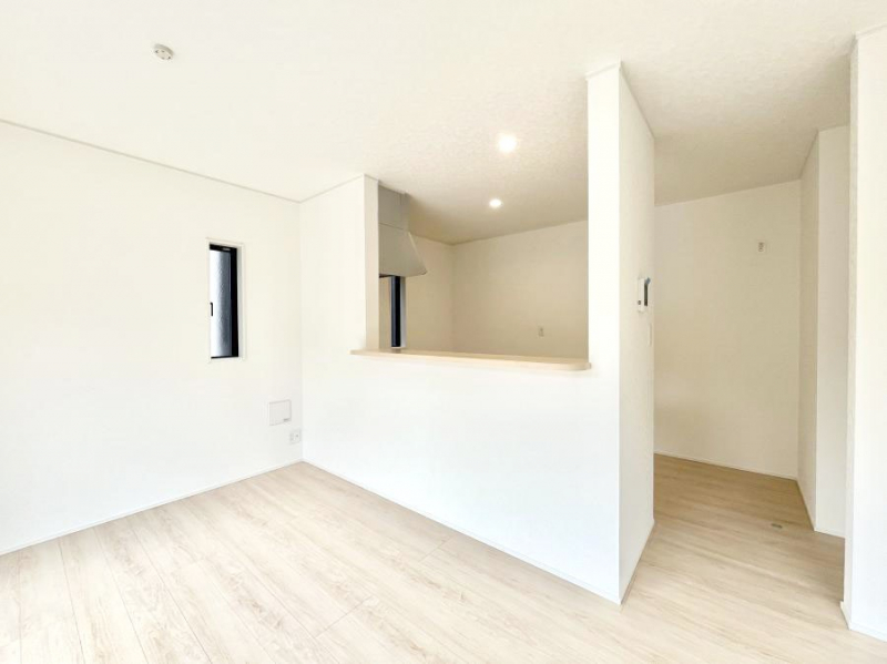 �L�b�`���@���������Ȃ���ł����Ƒ��Ƃ̉�b���y���߂�ΖʃL�b�`��